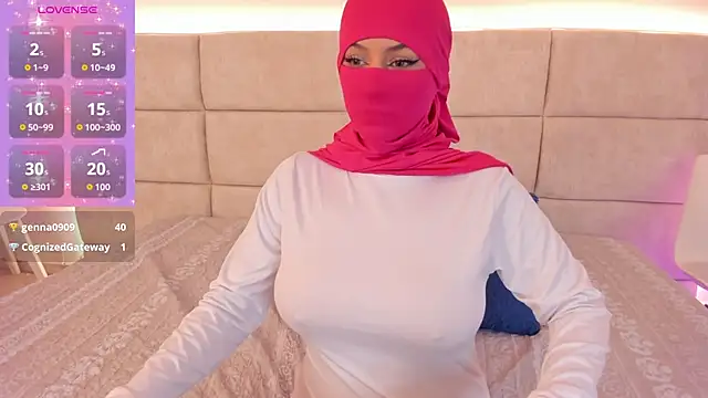  Nadiaa online show from September 20, 7:15 pm