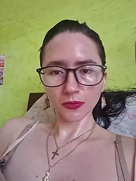 Linda Hot13 online show from November 3, 2:51 pm