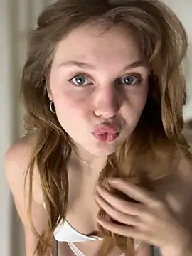 Emaline Fane online show from July 15, 6:46 pm