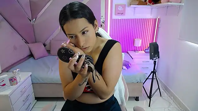 Mia garcia28 online show from September 29, 7:40 pm