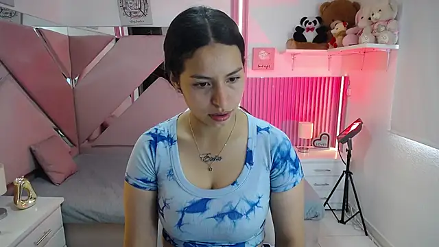 Mia garcia28 online show from June 6, 1:49 pm