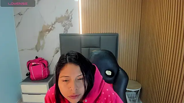 Isisleroy1 online show from March 7, 2:08 am