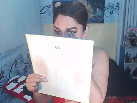 Snapshot of Alexandriasexycock4u chatting on October 29, 10:50 am Alexandriasexycock4u online show from October 29, 10:50 am