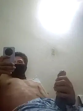 Snapshot of _alexx_69_ chatting on March 31, 4:35 am alexx 69 online show from March 31, 4:35 am