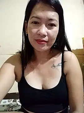 wildxxxGia online show from May 29, 4:38 pm