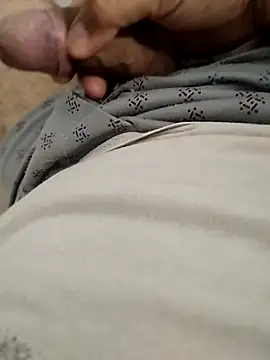 Snapshot of kazadosts chatting on March 31, 11:43 am kazadosts online show from March 31, 11:43 am