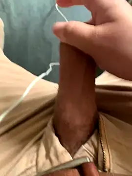 Snapshot of Chriscoki chatting on September 13, 2:39 pm Chriscoki online show from September 13, 2:39 pm