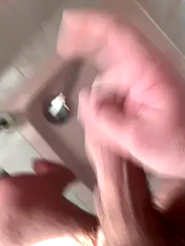 Snapshot of Chriscoki chatting on October 10, 3:22 pm Chriscoki online show from October 10, 3:22 pm