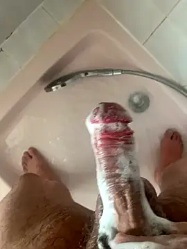 Snapshot of Chriscoki chatting on October 21, 10:38 am Chriscoki online show from October 21, 10:38 am