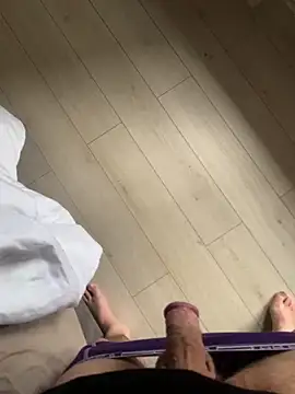 Snapshot of Chriscoki chatting on November 26, 12:06 pm Chriscoki online show from November 26, 12:06 pm