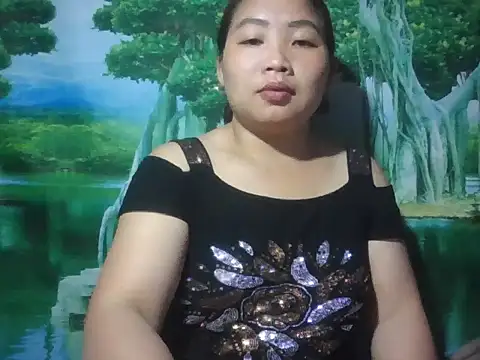 Snapshot of PhamPhung chatting on September 9, 11:04 pm PhamPhung online show from September 9, 11:04 pm