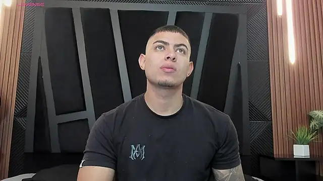 marco garciia  online show from September 28, 2:11 pm