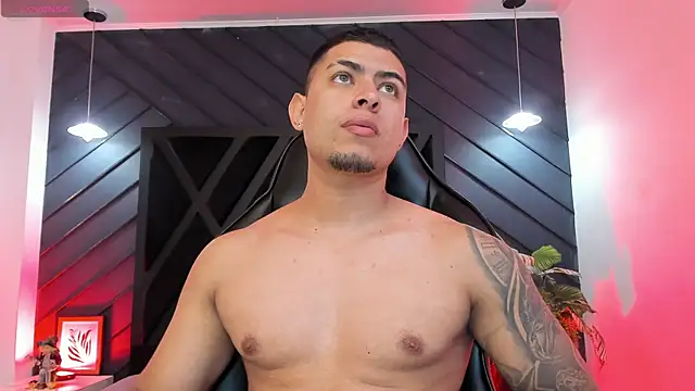 marco garciia  online show from January 6, 11:18 pm