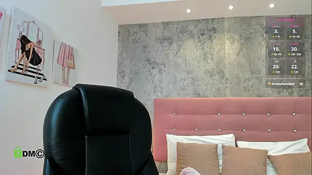 brithanycollins online show from October 6, 12:35 pm