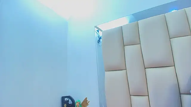 sweet amye online show from February 4, 7:09 pm