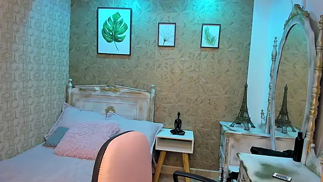 Dali collin online show from September 25, 12:53 pm