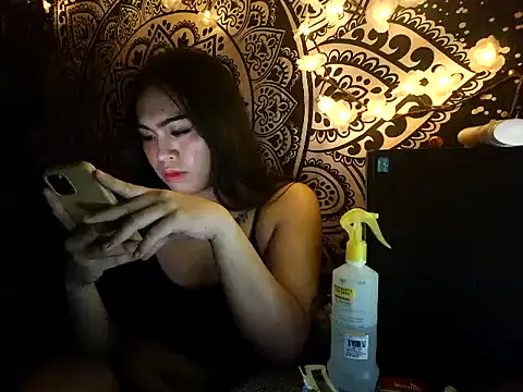 Madylinebigcock69 online show from February 7, 12:42 pm