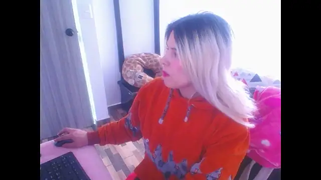 mystica 25 online show from November 29, 7:39 pm