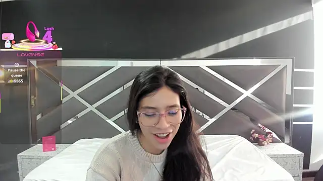 LyaScott online show from September 9, 11:43 am