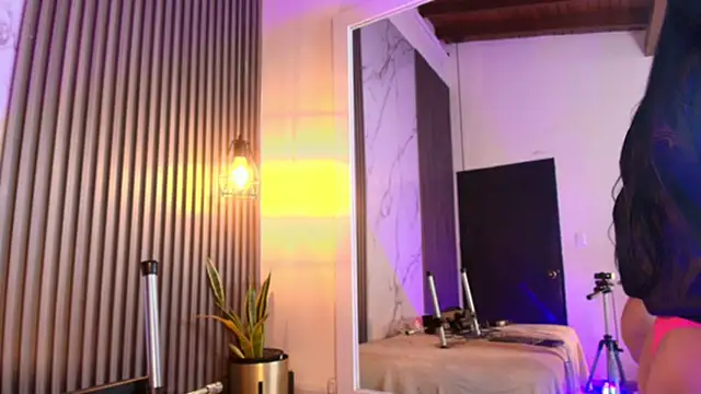 Snapshot of Cherry__blossom18 chatting on October 28, 10:41 am Cherry  blossom18 online show from October 28, 10:41 am