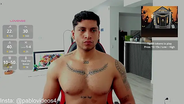 Nicolasmontoya16 online show from October 3, 3:42 pm