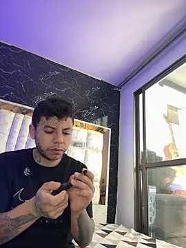 DayanaDG online show from December 4, 6:38 pm