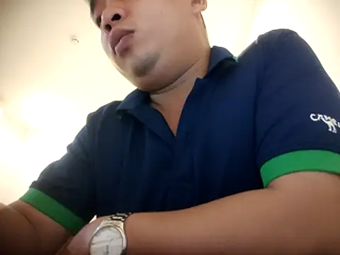 Snapshot of Boy_kuto77 chatting on May 14, 4:36 pm Boy kuto77 online show from May 14, 4:36 pm