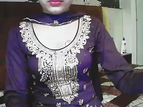 elize   online show from January 19, 3:10 am