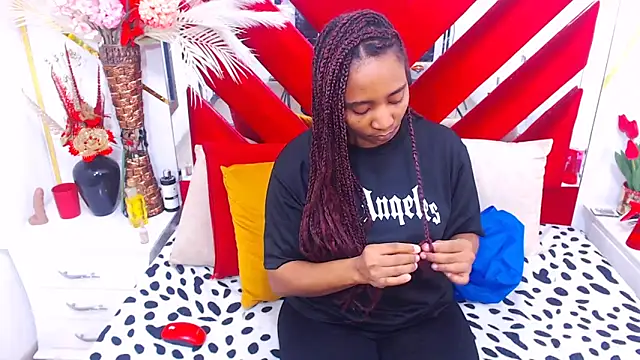 AmbarSmit online show from December 18, 8:04 pm