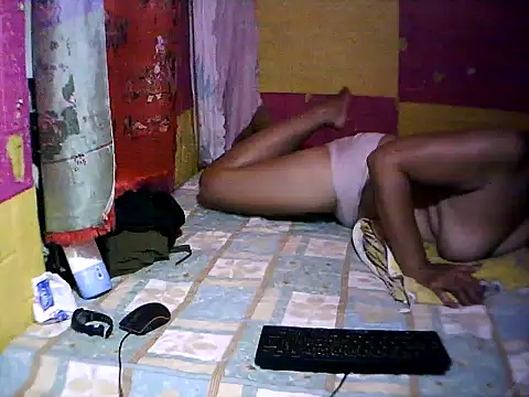 ImSoHorny4uxxx online show from November 1, 3:25 pm