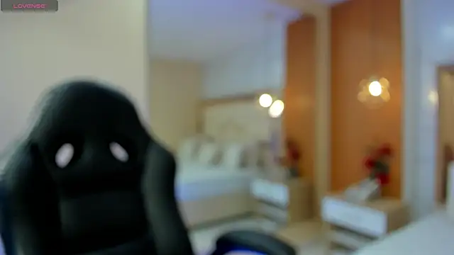 julieta rosee online show from January 6, 10:23 pm