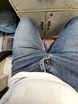 Snapshot of _Danny__ chatting on October 23, 12:15 pm Danny online show from October 23, 12:15 pm