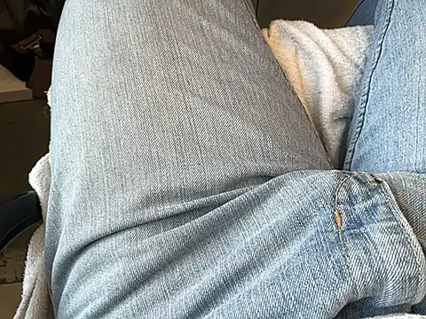  Danny   online show from February 8, 9:02 am