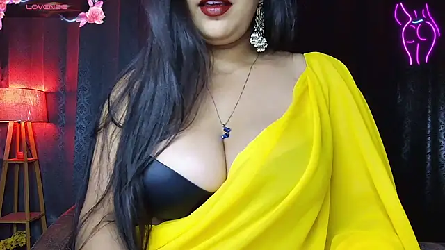 Snapshot of MissNasha chatting on April 9, 12:32 pm MissNasha online show from April 9, 12:32 pm