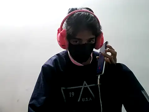 Aarohi An online show from December 3, 2:37 pm