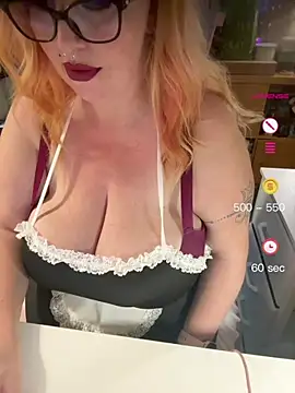 Snapshot of CurvyDoll_KateX chatting on July 3, 12:06 am CurvyDoll KateX online show from July 3, 12:06 am
