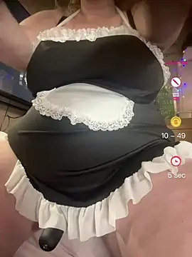 Snapshot of CurvyDoll_KateX chatting on July 10, 10:34 pm CurvyDoll KateX online show from July 10, 10:34 pm
