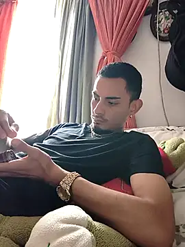 Exlifer online show from April 5, 4:26 pm