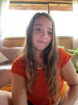 Snapshot of sashapulse chatting on October 4, 4:49 pm sashapulse online show from October 4, 4:49 pm