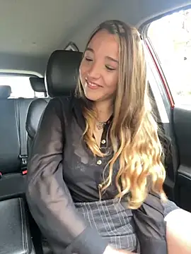 Snapshot of sashapulse chatting on October 10, 3:11 pm sashapulse online show from October 10, 3:11 pm