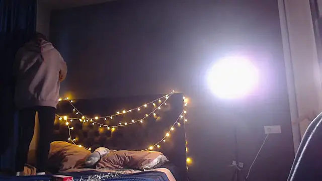 Snapshot of tokyomeow chatting on November 26, 4:24 am tokyomeow online show from November 26, 4:24 am