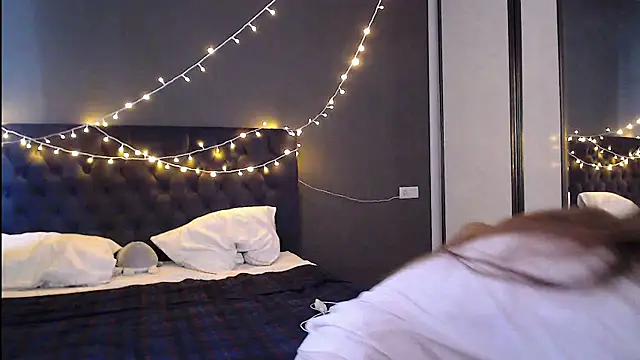 Snapshot of tokyomeow chatting on November 30, 5:11 am tokyomeow online show from November 30, 5:11 am