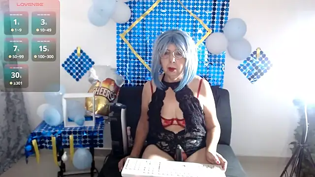 Snapshot of ruth_blue21 chatting on September 24, 3:15 pm ruth blue21 online show from September 24, 3:15 pm