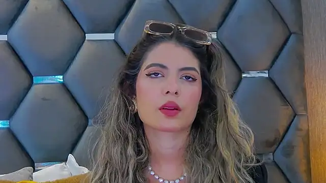 Snapshot of BlaireParker chatting on September 25, 11:58 am BlaireParker online show from September 25, 11:58 am