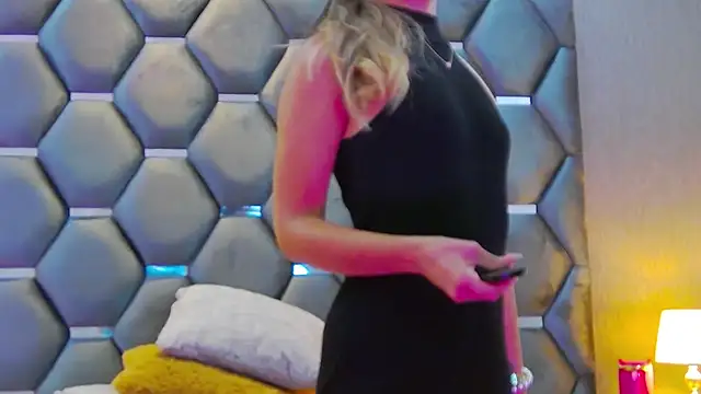 Snapshot of BlaireParker chatting on September 30, 11:59 am BlaireParker online show from September 30, 11:59 am