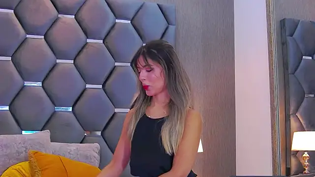 Snapshot of BlaireParker chatting on October 19, 12:17 pm BlaireParker online show from October 19, 12:17 pm