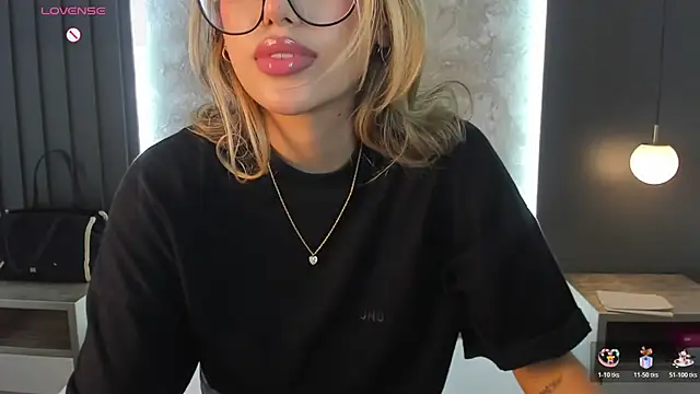 saliha pinky online show from November 2, 2:36 am