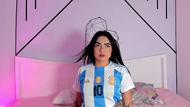 MiahCornell  online show from September 11, 7:14 pm