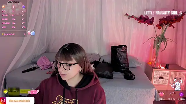 Snapshot of Aurora_blaack chatting on October 17, 4:37 am Aurora blaack online show from October 17, 4:37 am