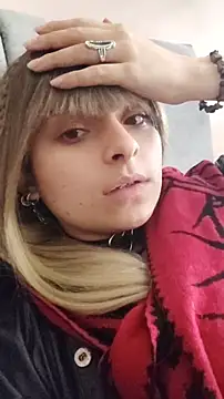 Snapshot of Aurora_blaack chatting on December 1, 5:12 am Aurora blaack online show from December 1, 5:12 am